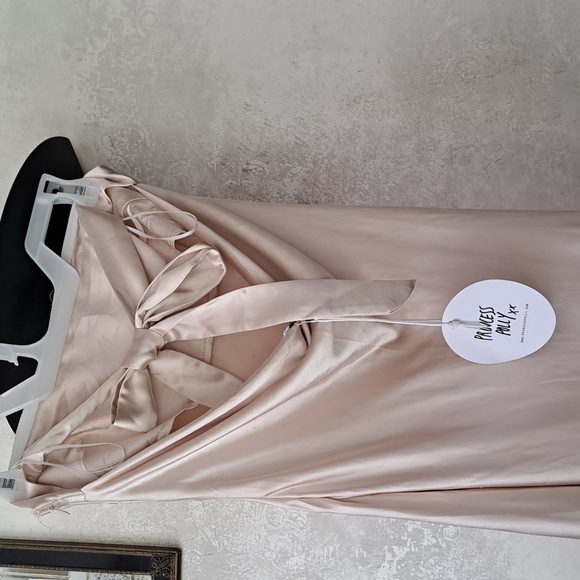 Princess Polly Elegant Cream Strapless Dress Size 2 - Picture 8 of 8